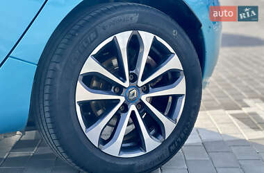 Хетчбек Renault Zoe 2019 в 