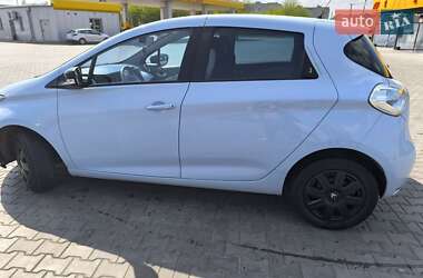 Хетчбек Renault Zoe 2016 в 