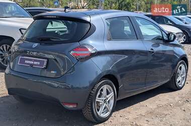 Хэтчбек Renault Zoe 2019 в 