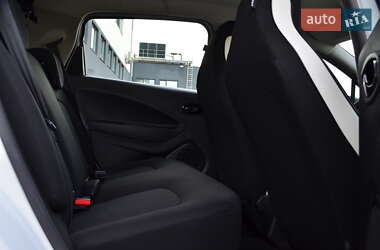 Хэтчбек Renault Zoe 2021 в 