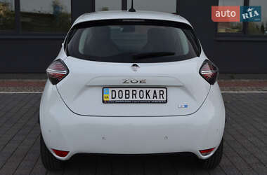 Хэтчбек Renault Zoe 2021 в 