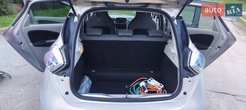 Хетчбек Renault Zoe 2016 в Хмельницькому