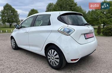 Хэтчбек Renault Zoe 2017 в 