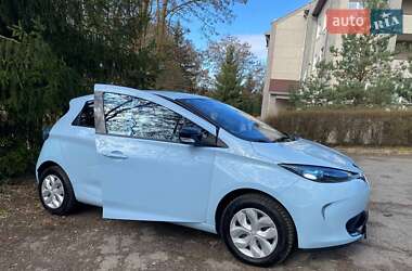 Хэтчбек Renault Zoe 2013 в 