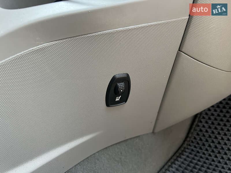 Хетчбек Renault Zoe 2014 в Хмельницькому
