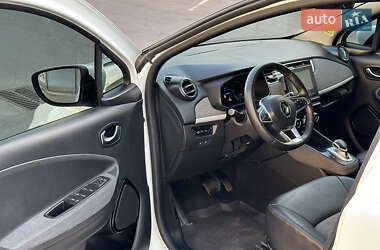 Хетчбек Renault Zoe 2021 в 