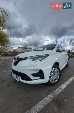Хэтчбек Renault Zoe 2021 в 