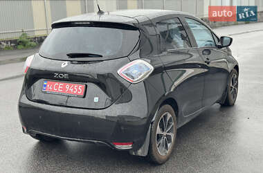 Хетчбек Renault Zoe 2015 в 