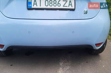 Хэтчбек Renault Zoe 2015 в 