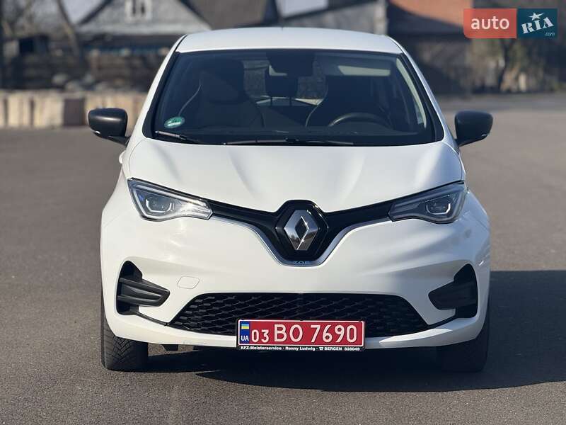Хэтчбек Renault Zoe 2020 в 