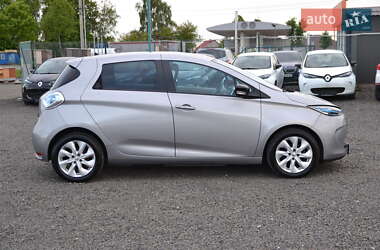 Хетчбек Renault Zoe 2016 в 