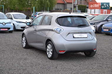 Хетчбек Renault Zoe 2016 в 