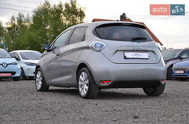 Хетчбек Renault Zoe 2016 в 