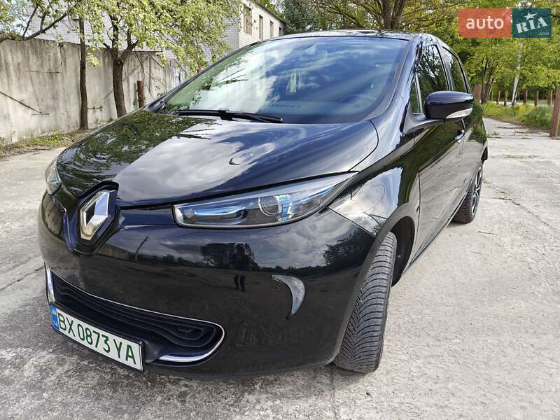 Хэтчбек Renault Zoe 2018 в 