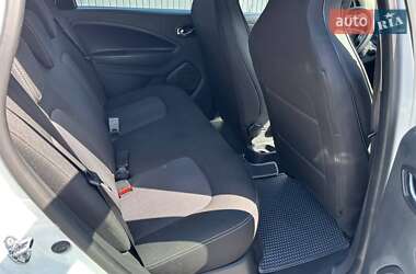 Хэтчбек Renault Zoe 2017 в 