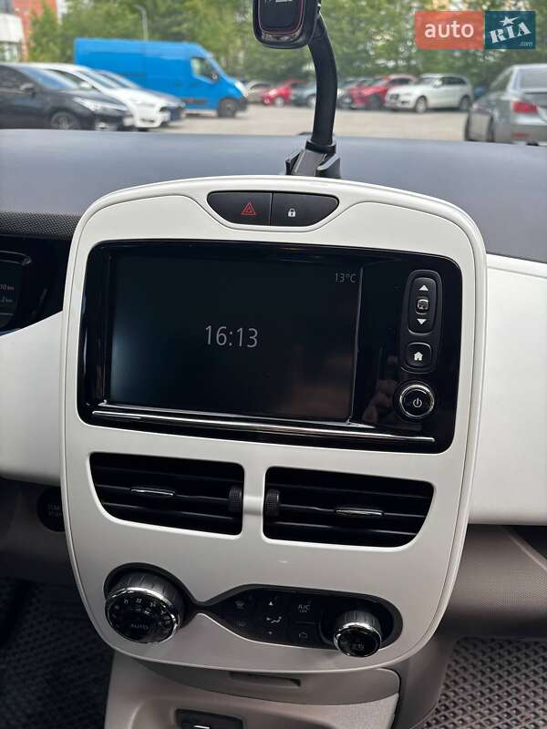 Хэтчбек Renault Zoe 2018 в Львове
