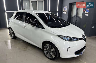 Хэтчбек Renault Zoe 2013 в 