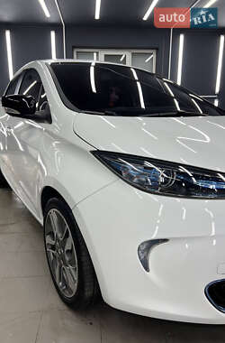Хэтчбек Renault Zoe 2013 в 