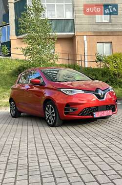 Хэтчбек Renault Zoe 2020 в 