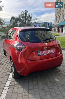 Хэтчбек Renault Zoe 2020 в 