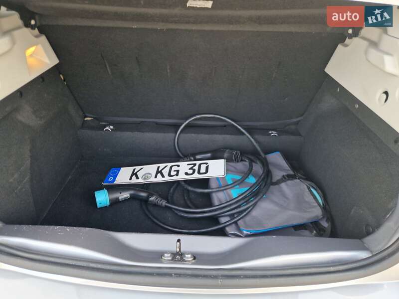 Хетчбек Renault Zoe 2015 в Коломиї