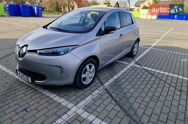 Хетчбек Renault Zoe 2015 в 