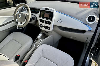 Хэтчбек Renault Zoe 2014 в 