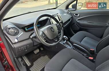 Хэтчбек Renault Zoe 2017 в 