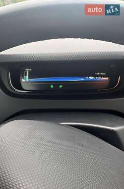 Хэтчбек Renault Zoe 2017 в 