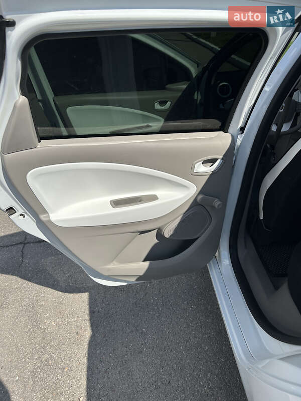 Хэтчбек Renault Zoe 2017 в Харькове фото 10 Хэтчбек Renault Zoe 2017 в Харькове