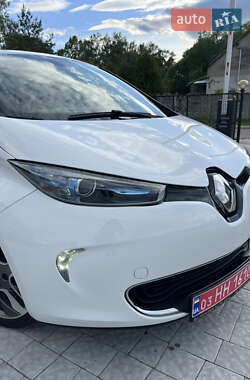 Хетчбек Renault Zoe 2017 в 