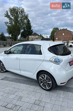 Хетчбек Renault Zoe 2017 в 