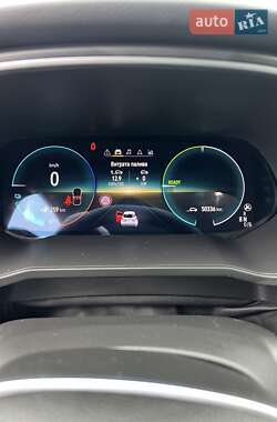 Хэтчбек Renault Zoe 2021 в 