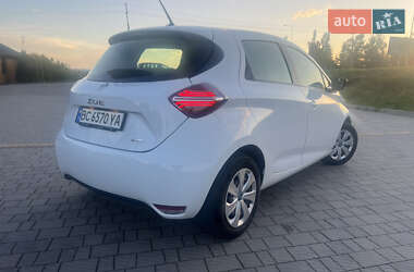 Хэтчбек Renault Zoe 2020 в 