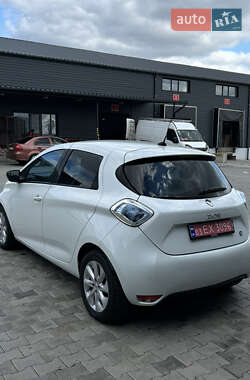 Хетчбек Renault Zoe 2016 в 