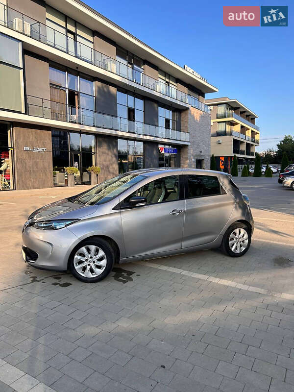 Хэтчбек Renault Zoe 2016 в Ужгороде