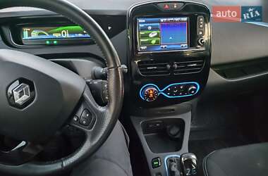Хэтчбек Renault Zoe 2017 в 