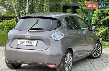 Хэтчбек Renault Zoe 2017 в 