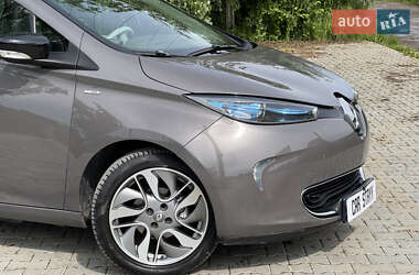 Хэтчбек Renault Zoe 2017 в 