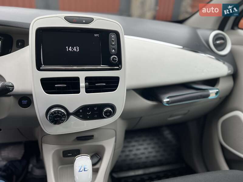 Хэтчбек Renault Zoe 2016 в Виннице