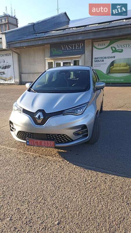 Хетчбек Renault Zoe 2021 в 