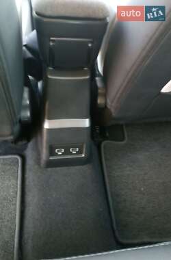 Хетчбек Renault Zoe 2021 в 