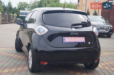 Хетчбек Renault Zoe 2015 в 