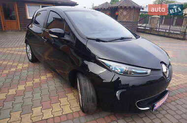 Хетчбек Renault Zoe 2015 в 