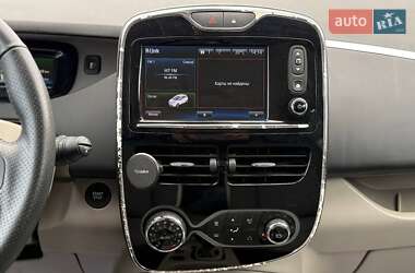 Хэтчбек Renault Zoe 2016 в 