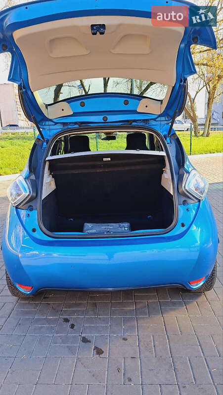Хэтчбек Renault Zoe 2017 в Киеве