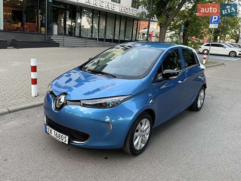 Хэтчбек Renault Zoe 2015 в Киеве