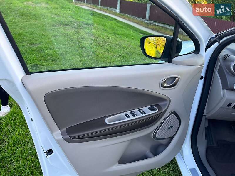 Хетчбек Renault Zoe 2017 в Самборі