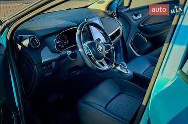 Хетчбек Renault Zoe 2021 в 
