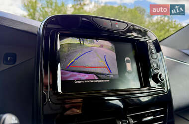 Хетчбек Renault Zoe 2016 в 